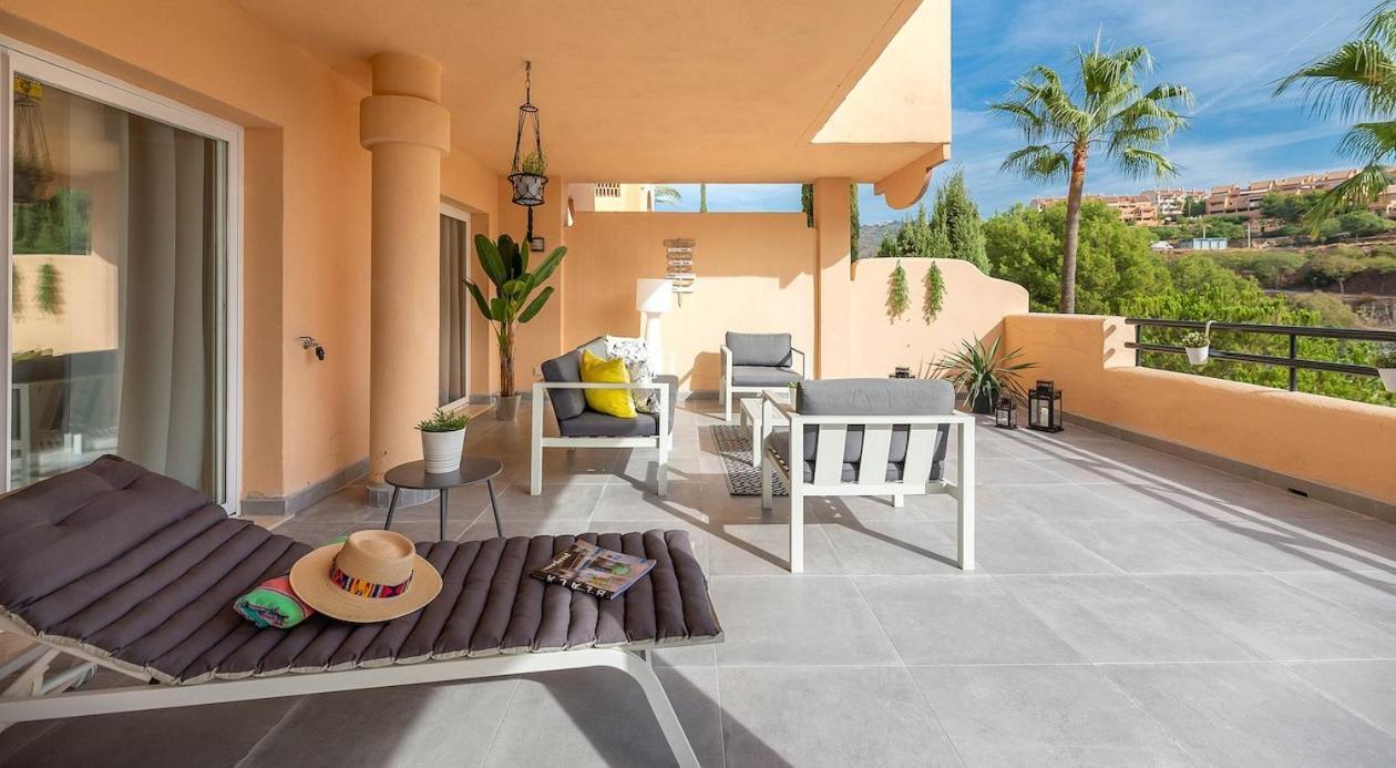 La Terraza Apartment Elviria Marbella Luaran gambar