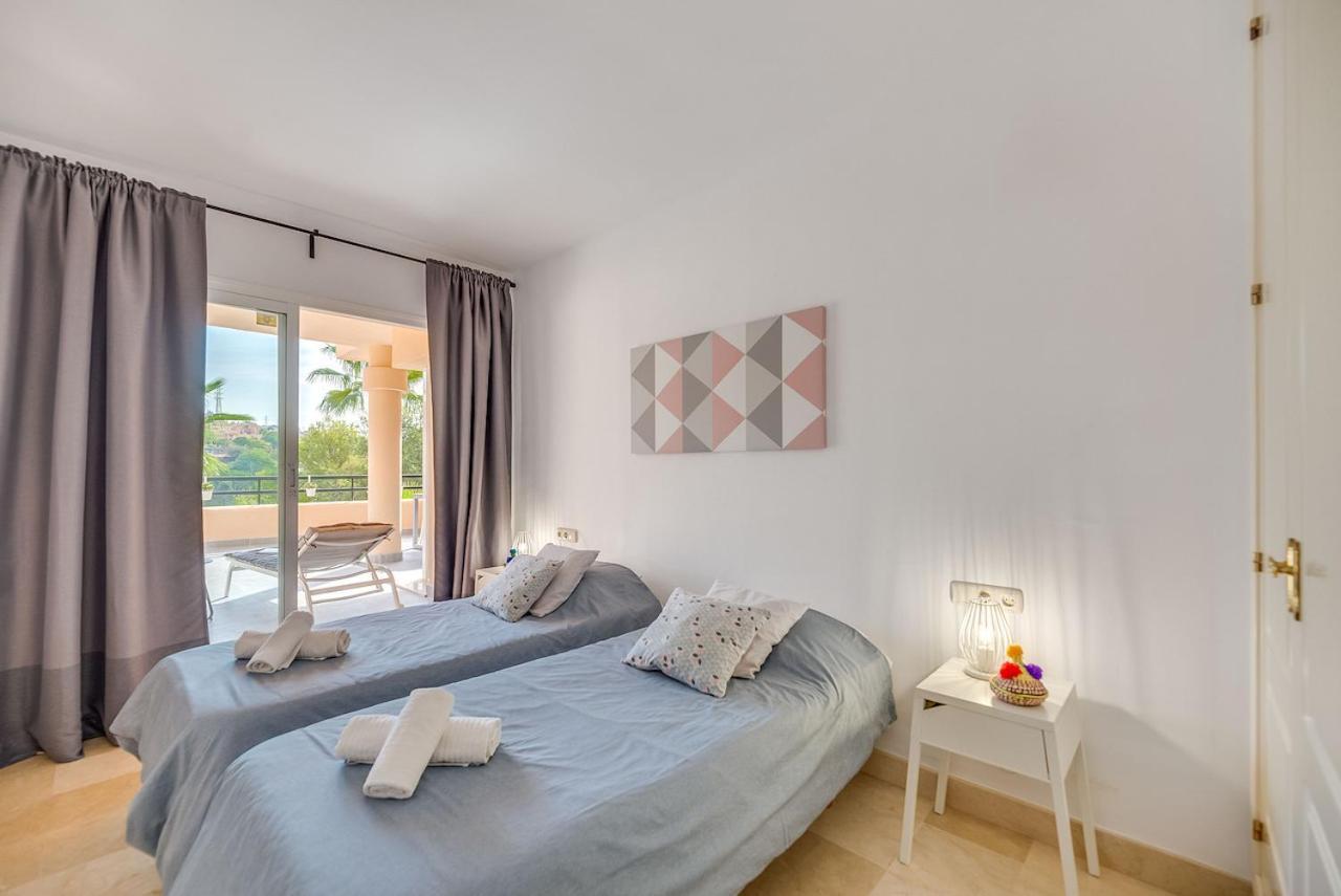 La Terraza Apartment Elviria Marbella Luaran gambar